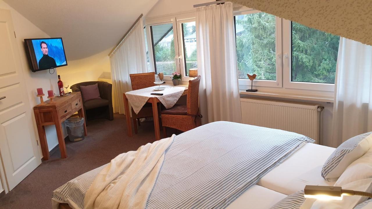 Gaestehaus Sonnenhuegel Möhnesee Esterno foto
